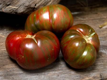 Среди помидорных сортов американской селекции есть вкуснейший гигант - томат Полосатый шоколад